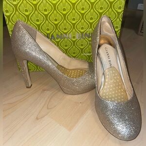 Champagne glitter Heels